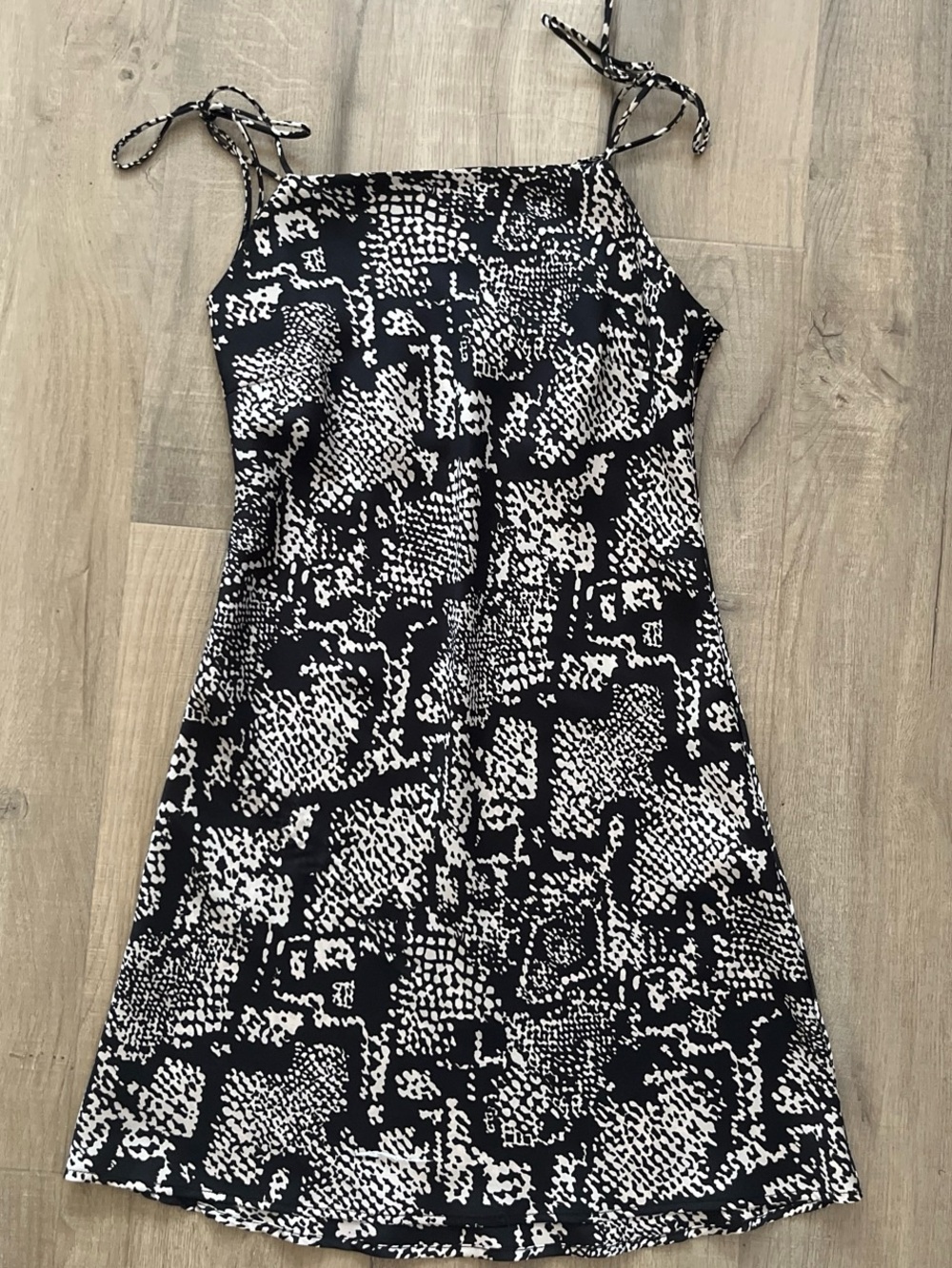 Zara Black & cream Printed Tie-Shoulder Midi Dress